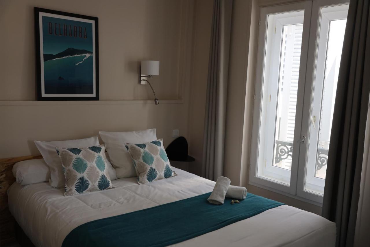 Un Hotel Sur Le Port Ла-Рошель Екстер'єр фото