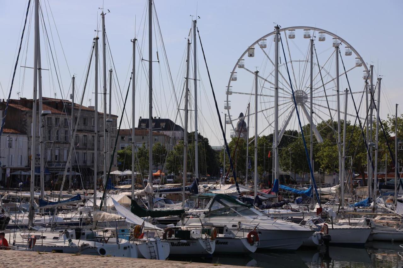 Un Hotel Sur Le Port Ла-Рошель Екстер'єр фото
