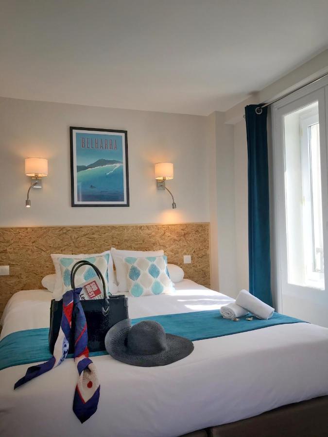 Un Hotel Sur Le Port Ла-Рошель Екстер'єр фото